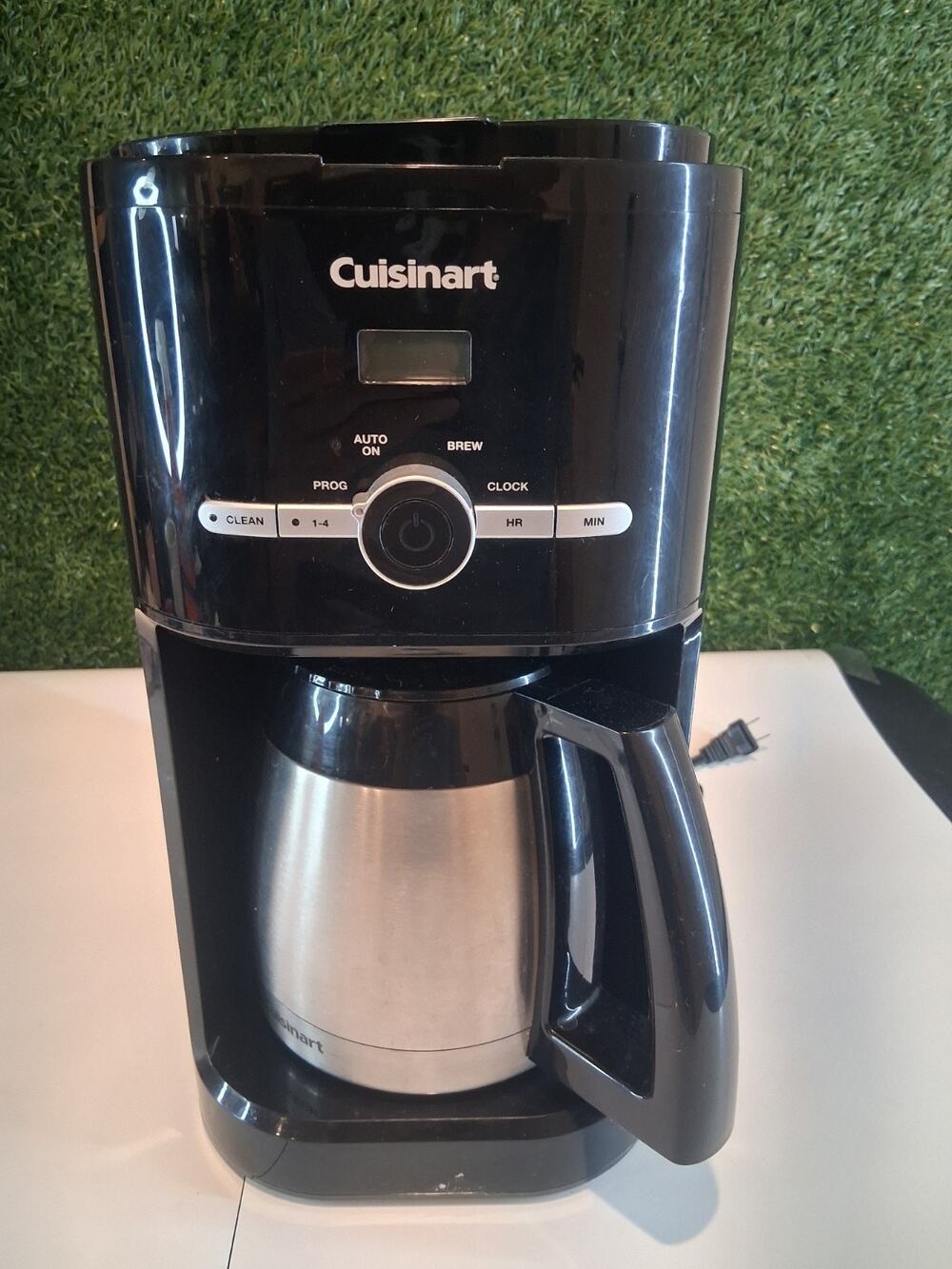 Cuisinart DCC-1170 10-Cup Thermal Classic Programmable Coffee Maker Black Used